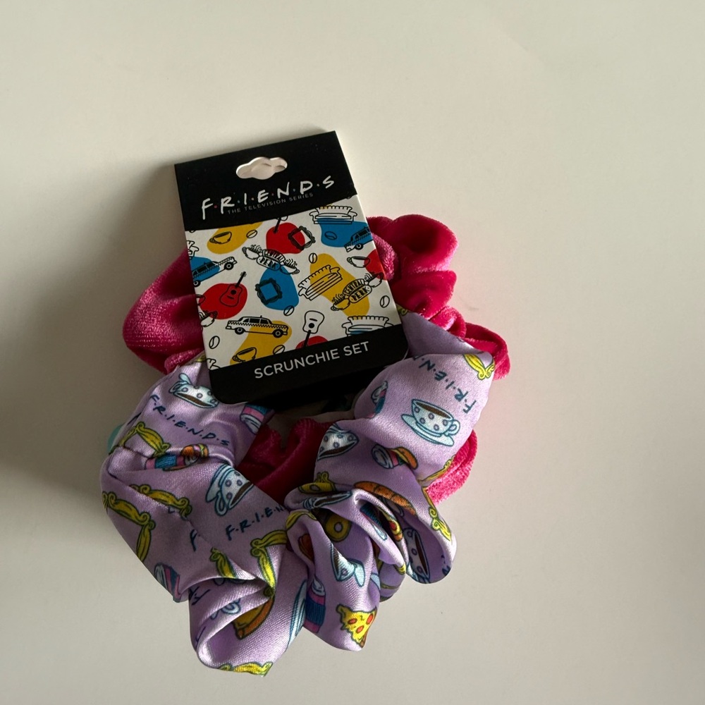 FRIENDS Kids Scrunchie Set - Pink and Purple